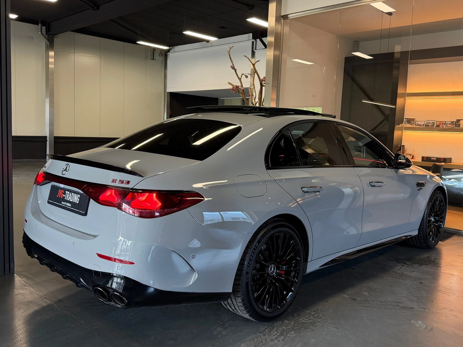 Hoofdafbeelding Mercedes-Benz E-Klasse