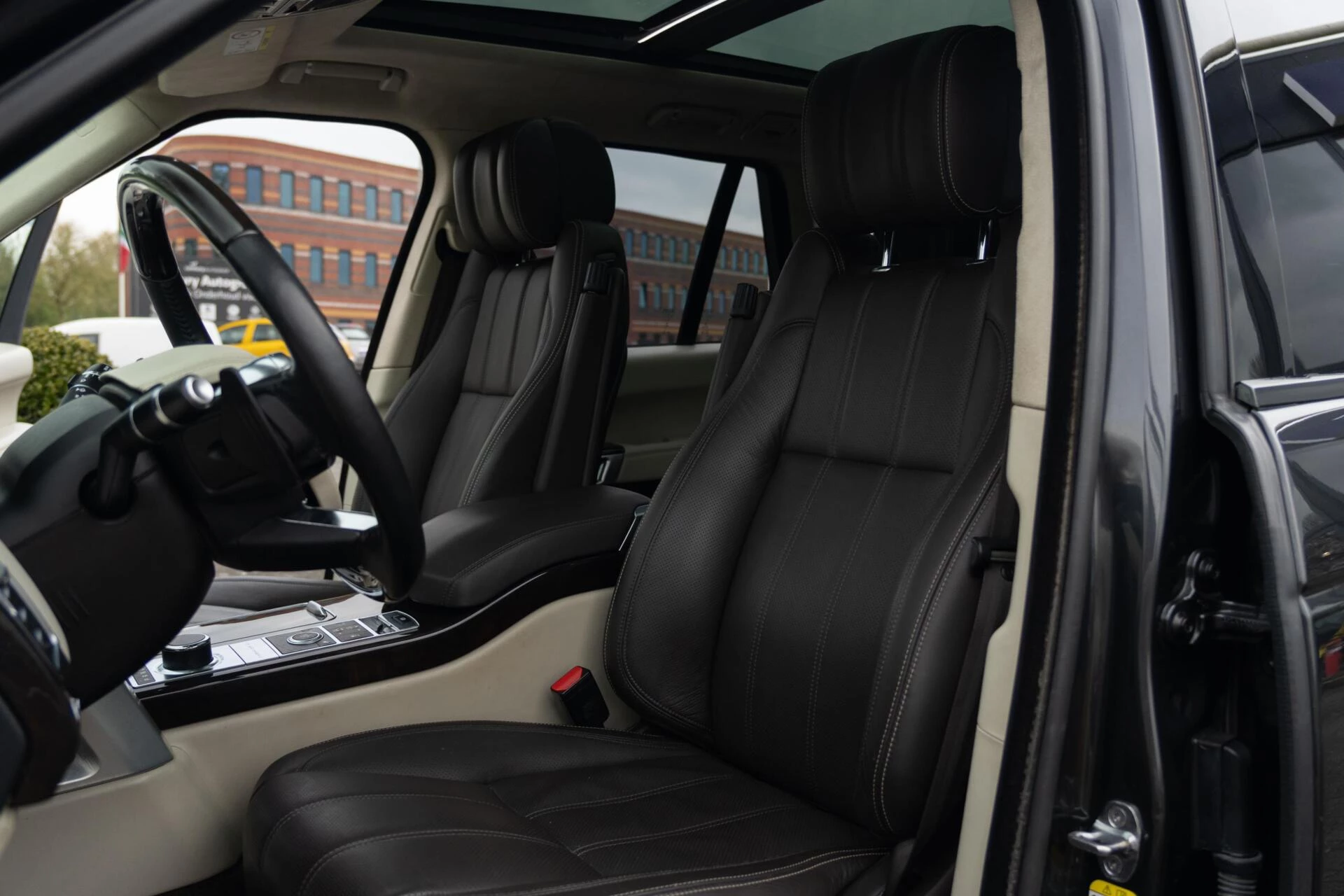 Hoofdafbeelding Land Rover Range Rover