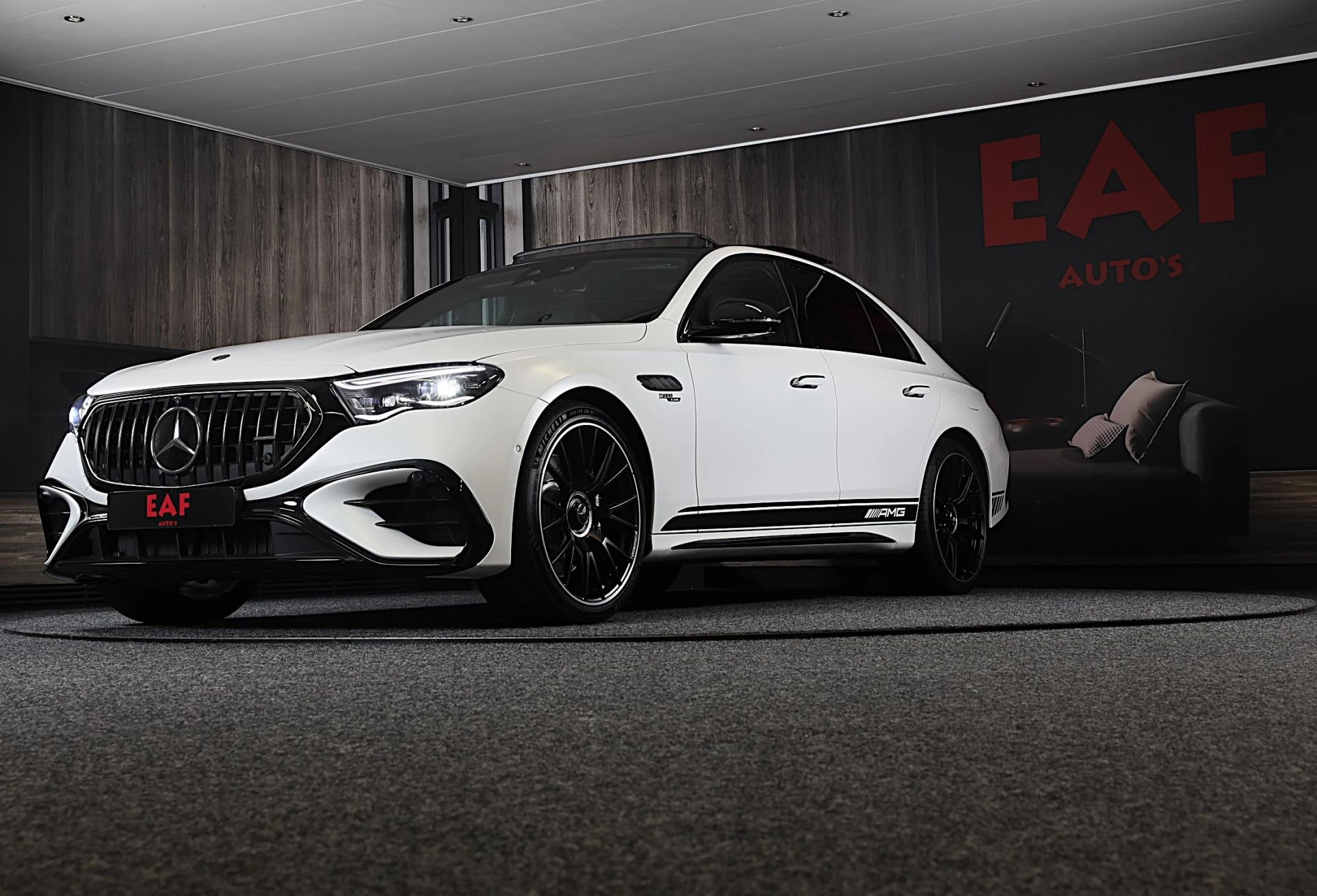 Hoofdafbeelding Mercedes-Benz E-Klasse