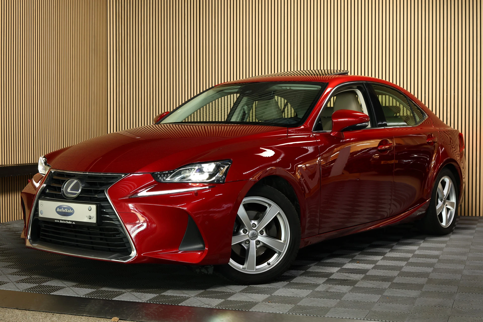 Hoofdafbeelding Lexus IS