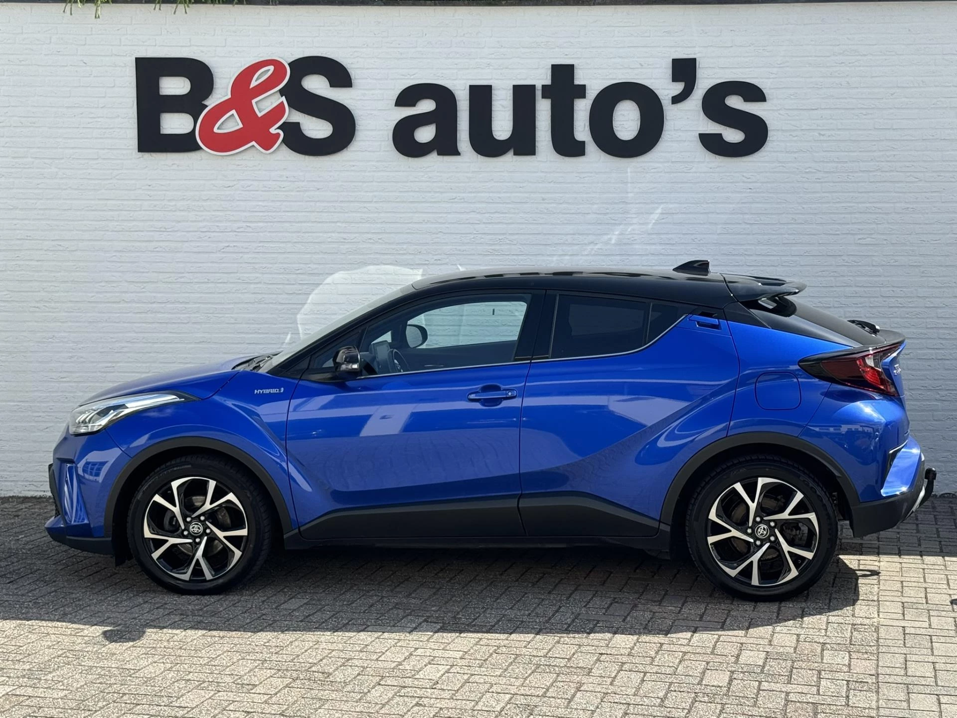 Hoofdafbeelding Toyota C-HR