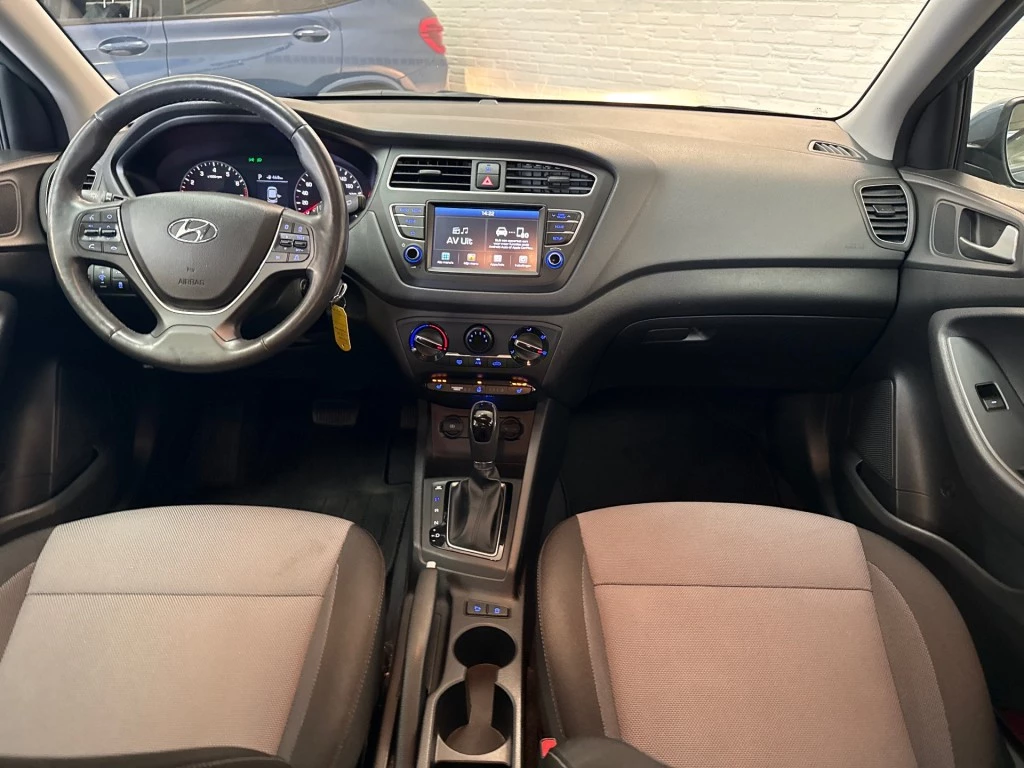 Hoofdafbeelding Hyundai i20