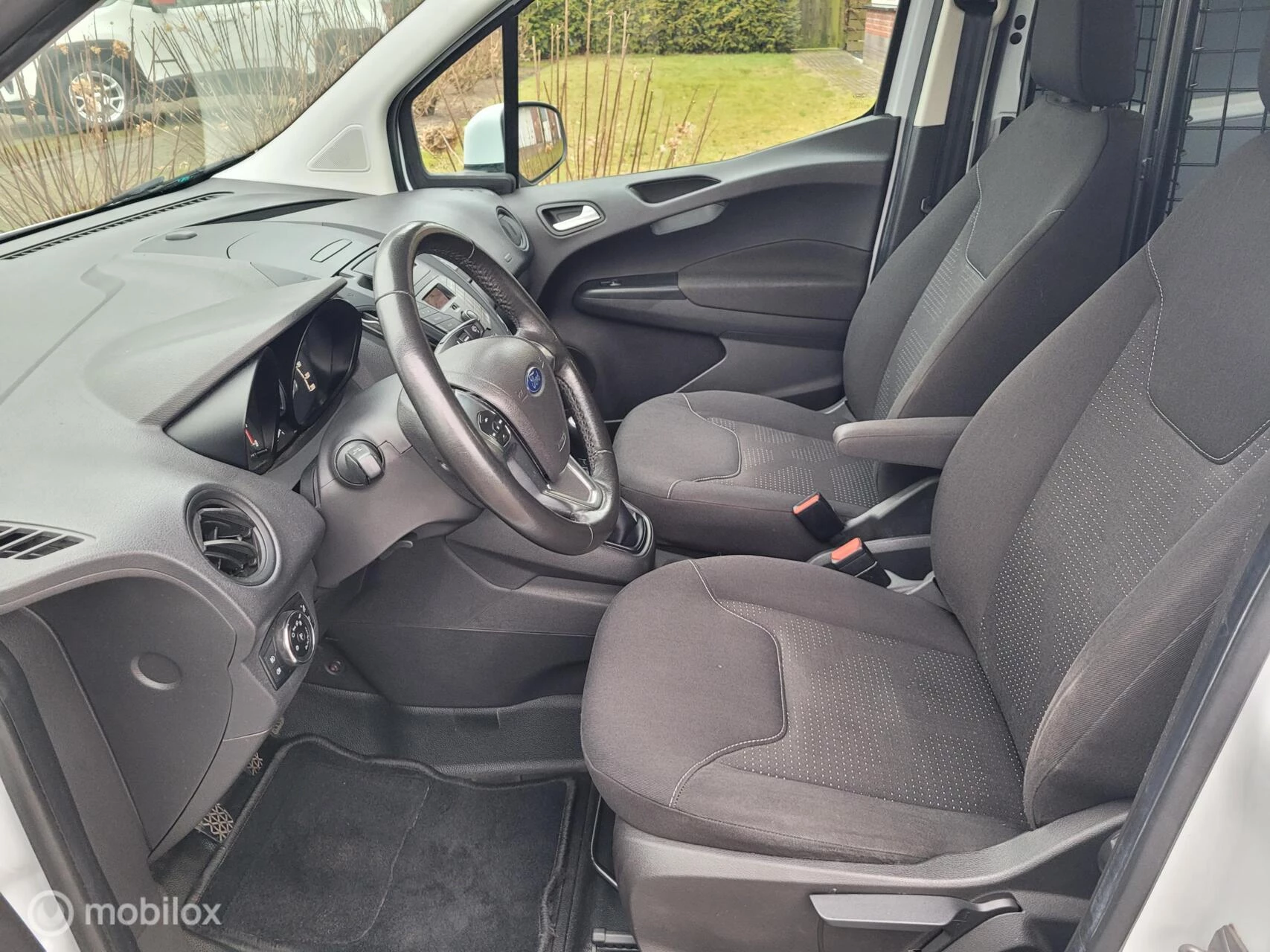 Hoofdafbeelding Ford Transit Courier