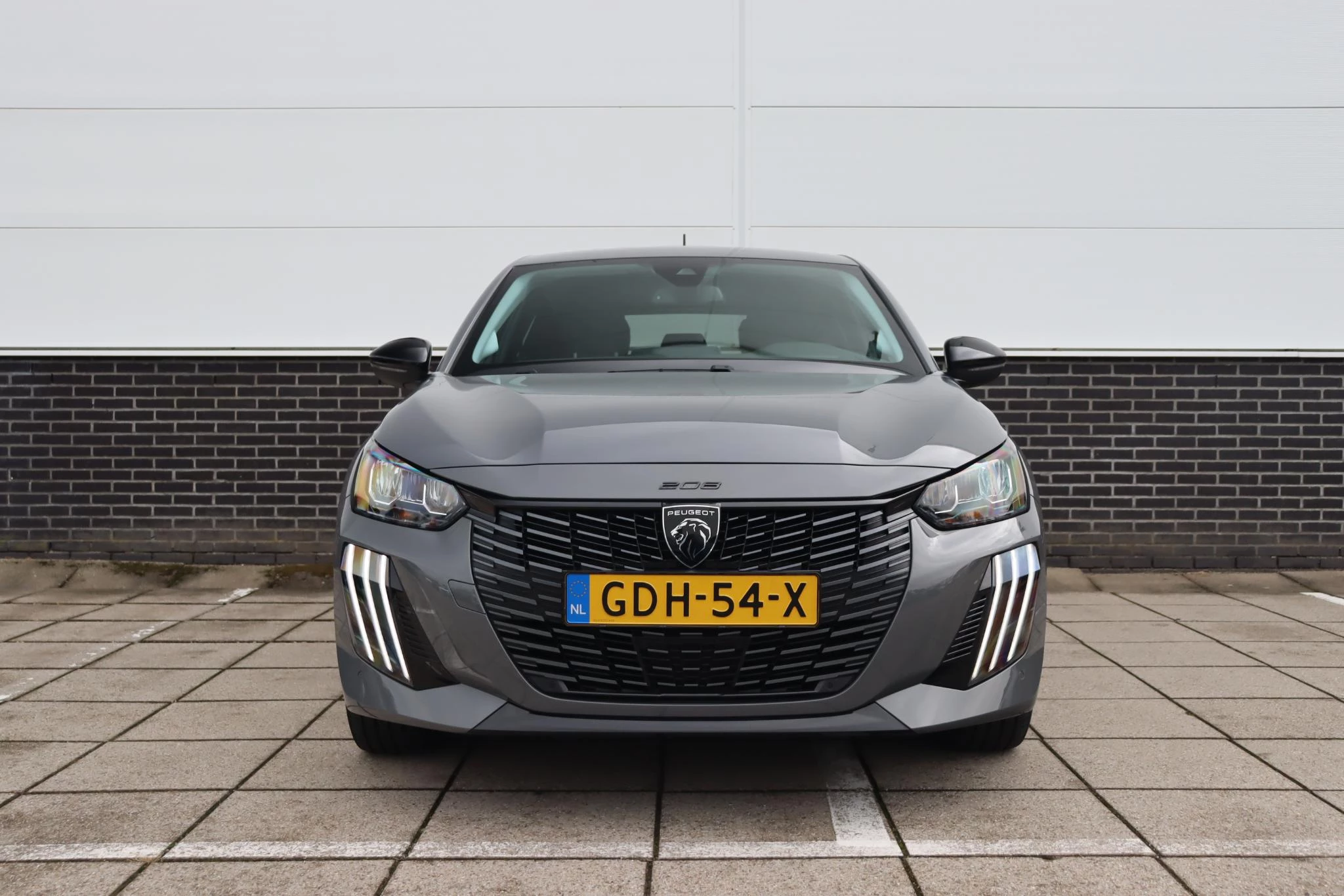 Hoofdafbeelding Peugeot e-208