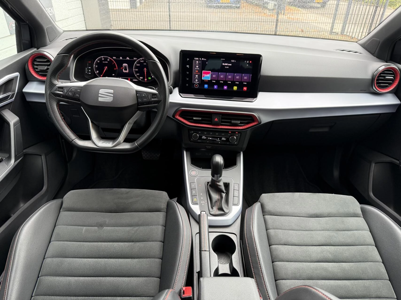 Hoofdafbeelding SEAT Arona