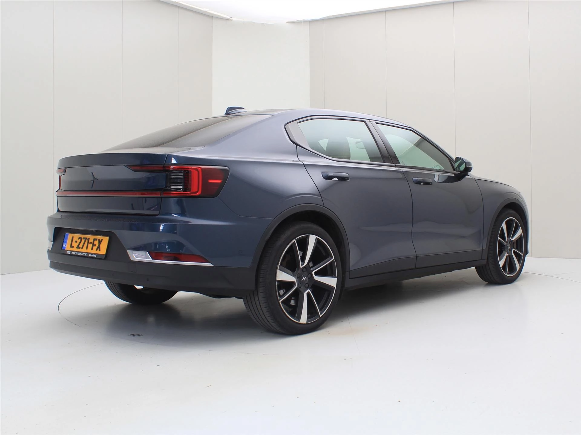 Hoofdafbeelding Polestar 2