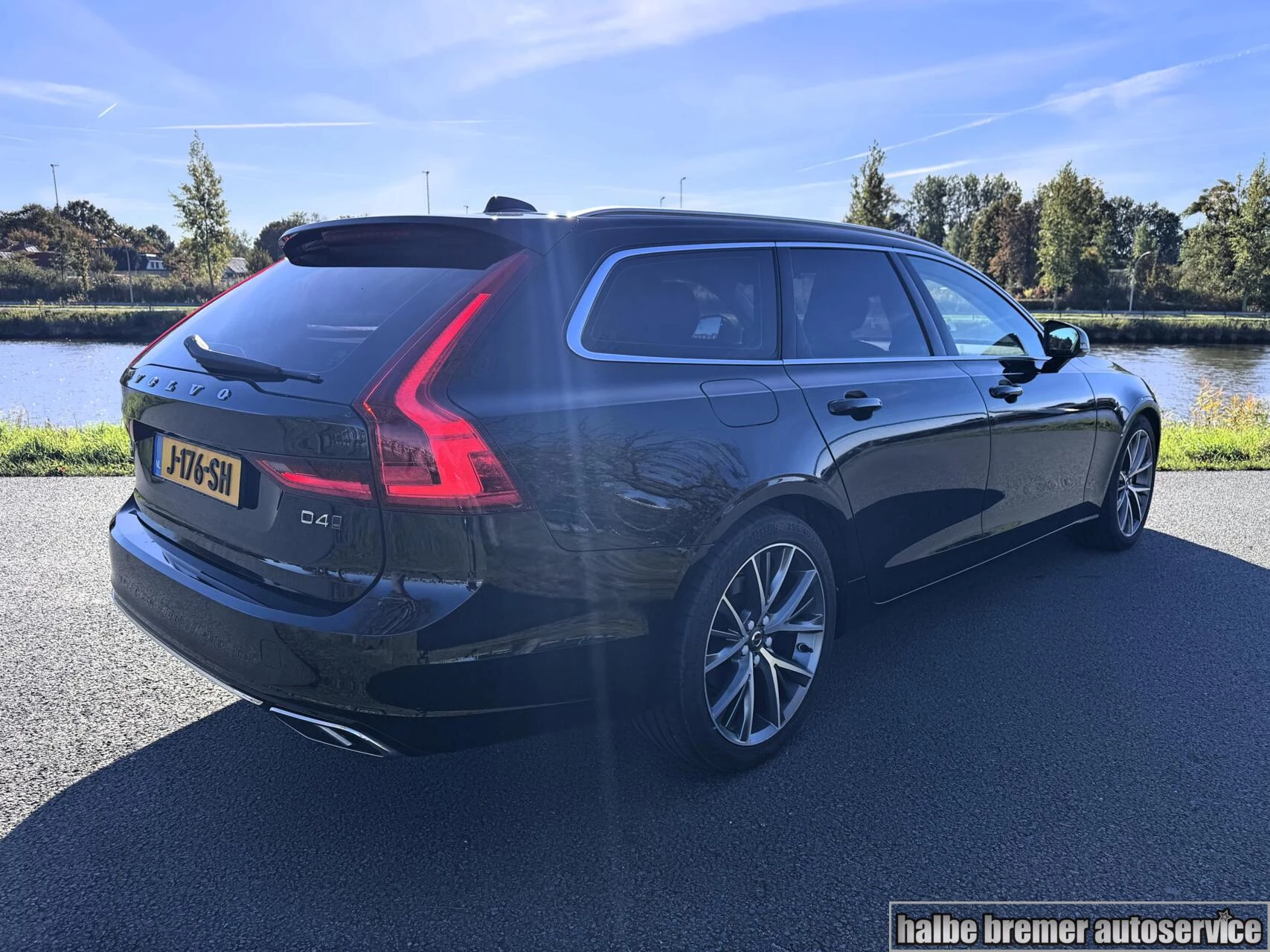 Hoofdafbeelding Volvo V90