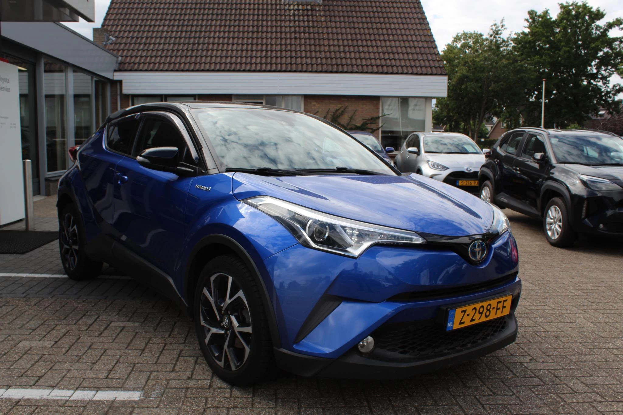 Hoofdafbeelding Toyota C-HR