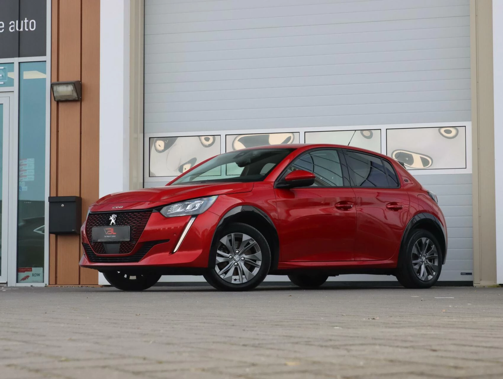 Hoofdafbeelding Peugeot e-208