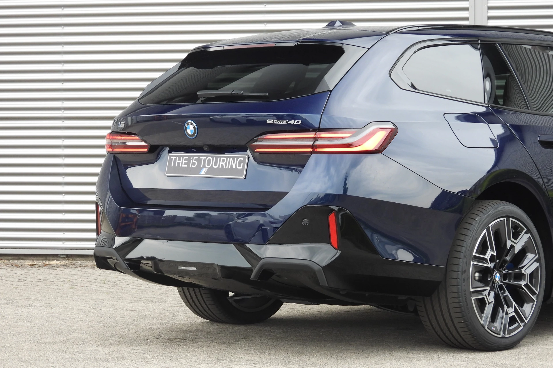 Hoofdafbeelding BMW i5