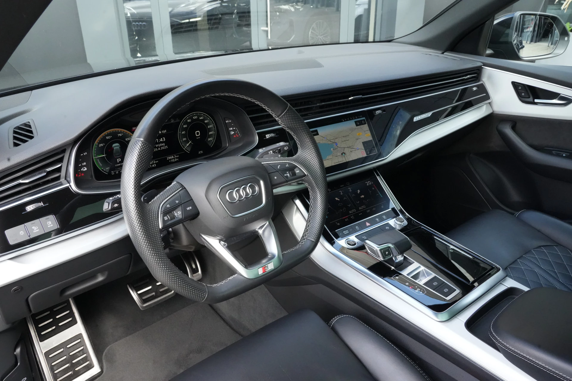 Hoofdafbeelding Audi Q8