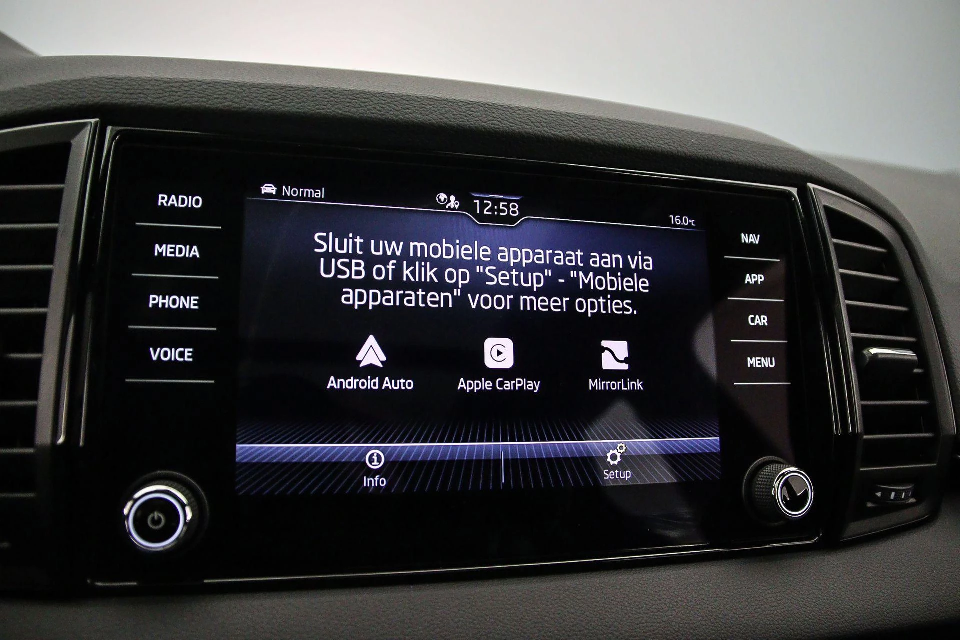 Hoofdafbeelding Škoda Karoq