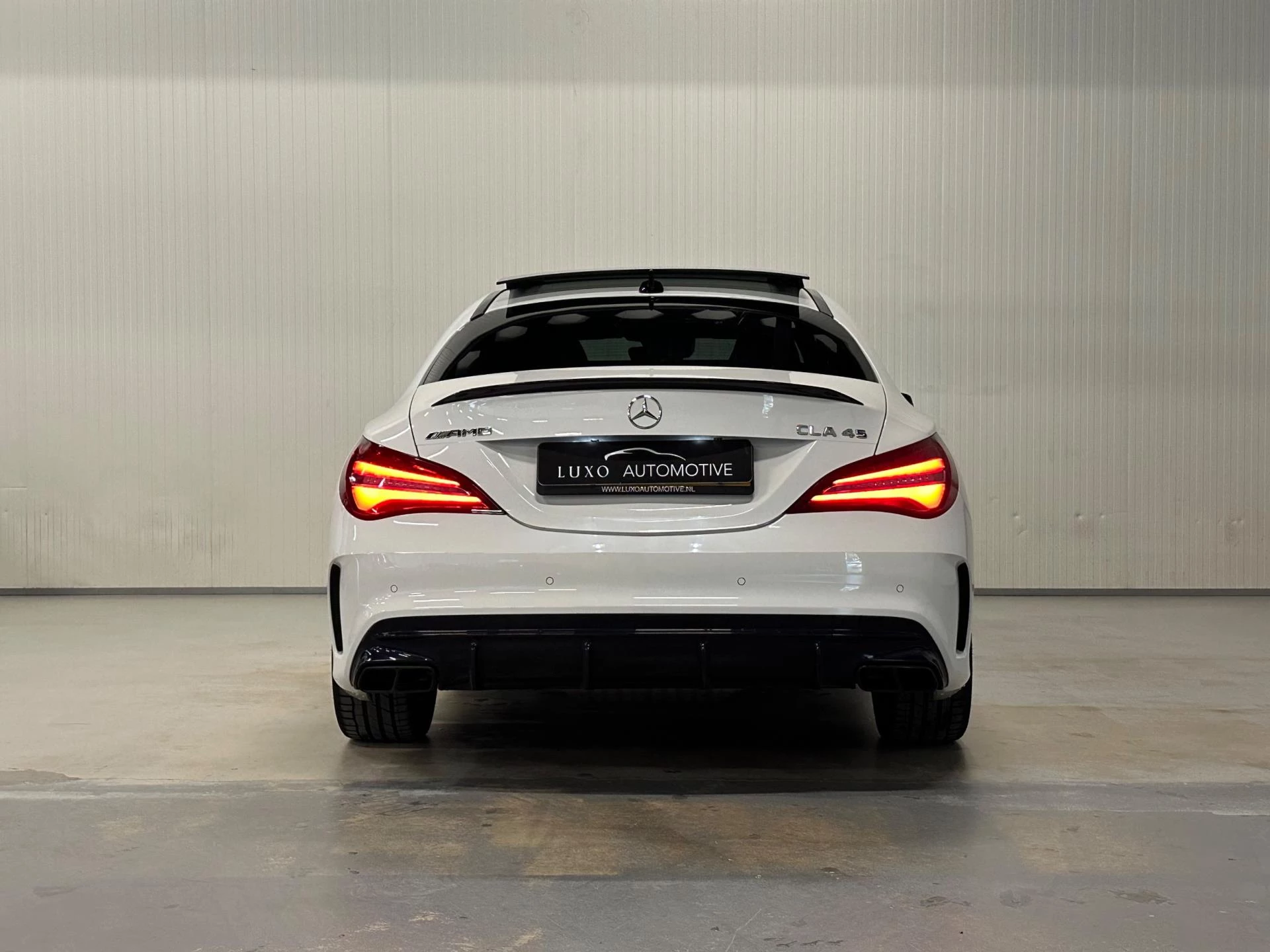 Hoofdafbeelding Mercedes-Benz CLA