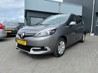 Hoofdafbeelding Renault Scénic Renault Scénic 1.2TCe Limited Grijs, Navigatie, Airco