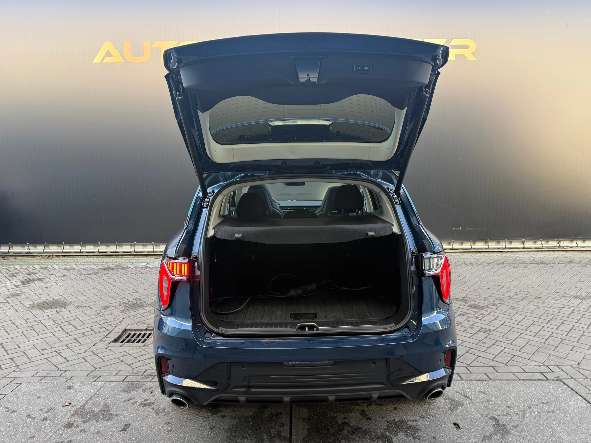 Hoofdafbeelding Lynk & Co 01