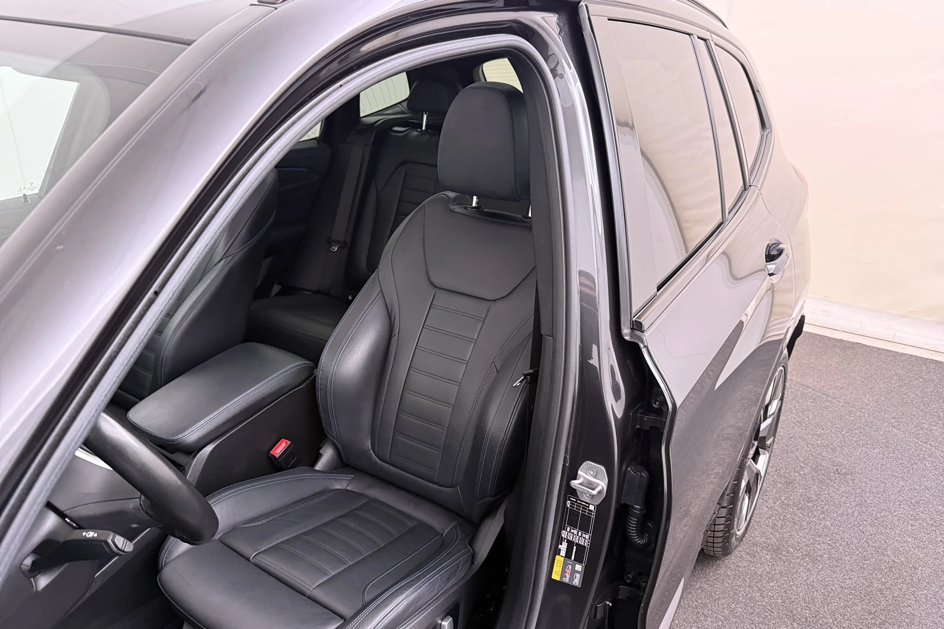 Hoofdafbeelding BMW iX3