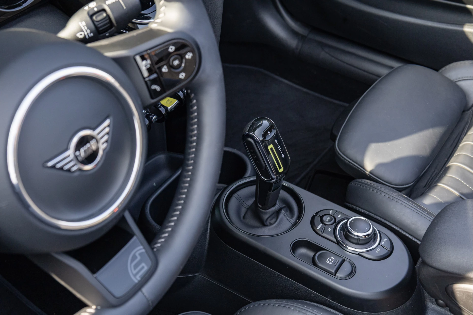 Hoofdafbeelding MINI Cabrio