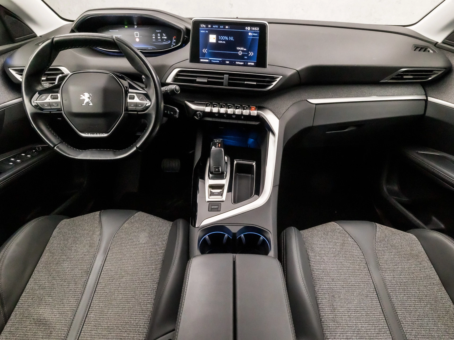 Hoofdafbeelding Peugeot 5008