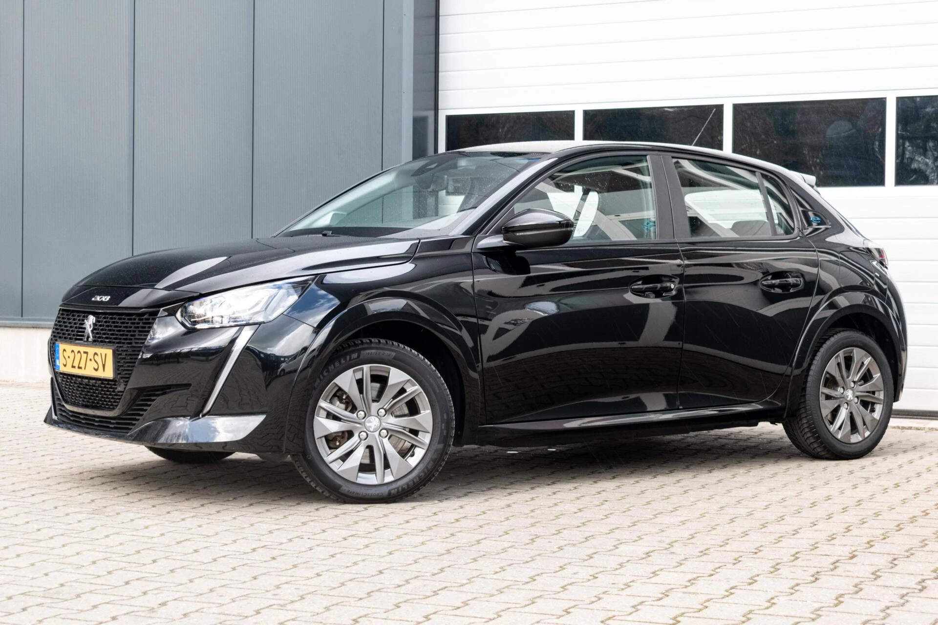 Hoofdafbeelding Peugeot e-208