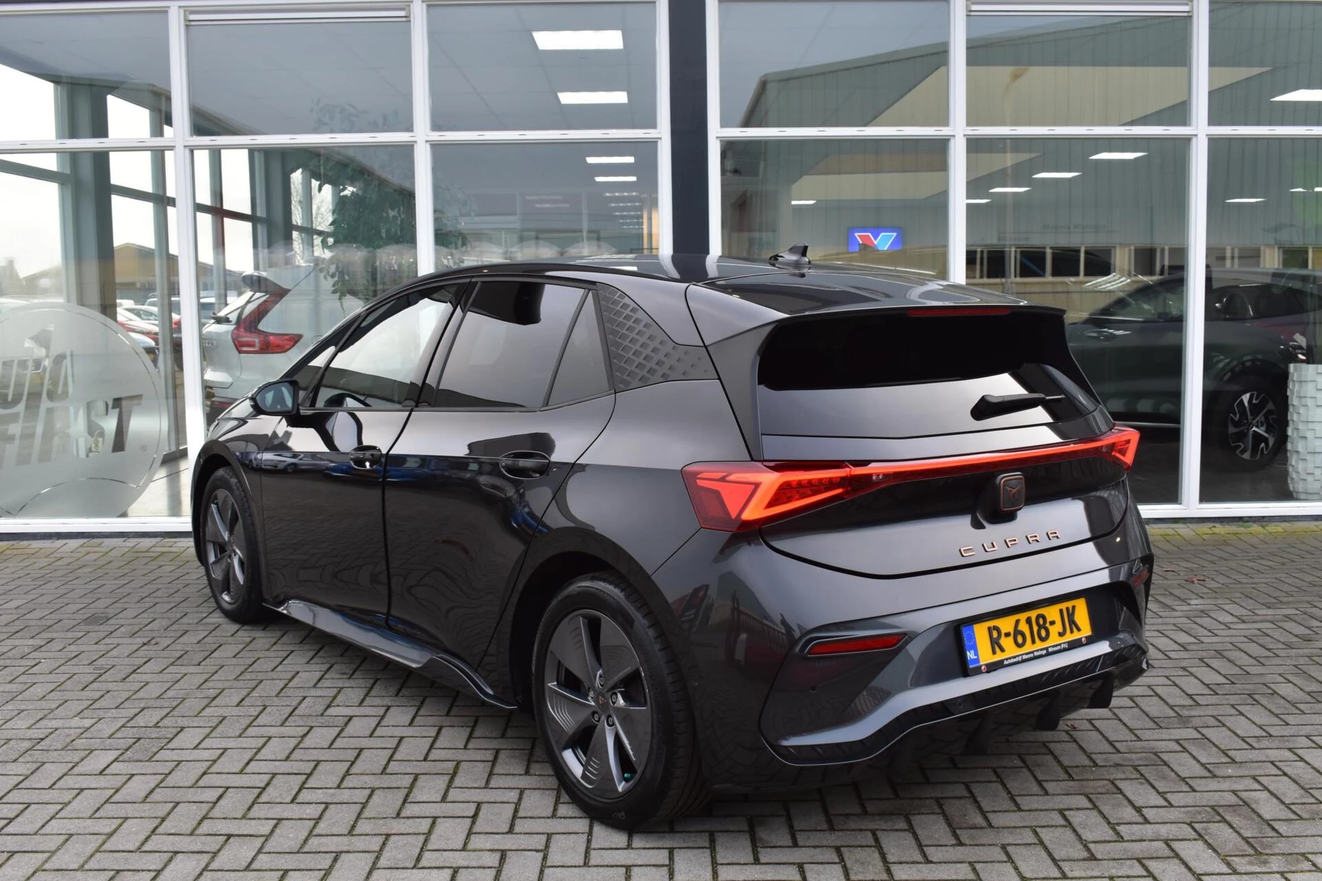 Hoofdafbeelding CUPRA Born