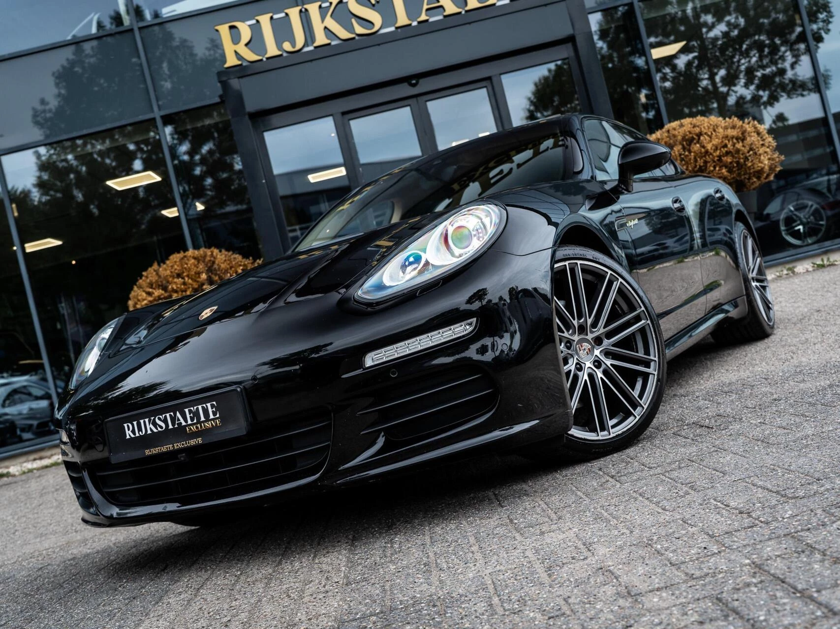 Hoofdafbeelding Porsche Panamera