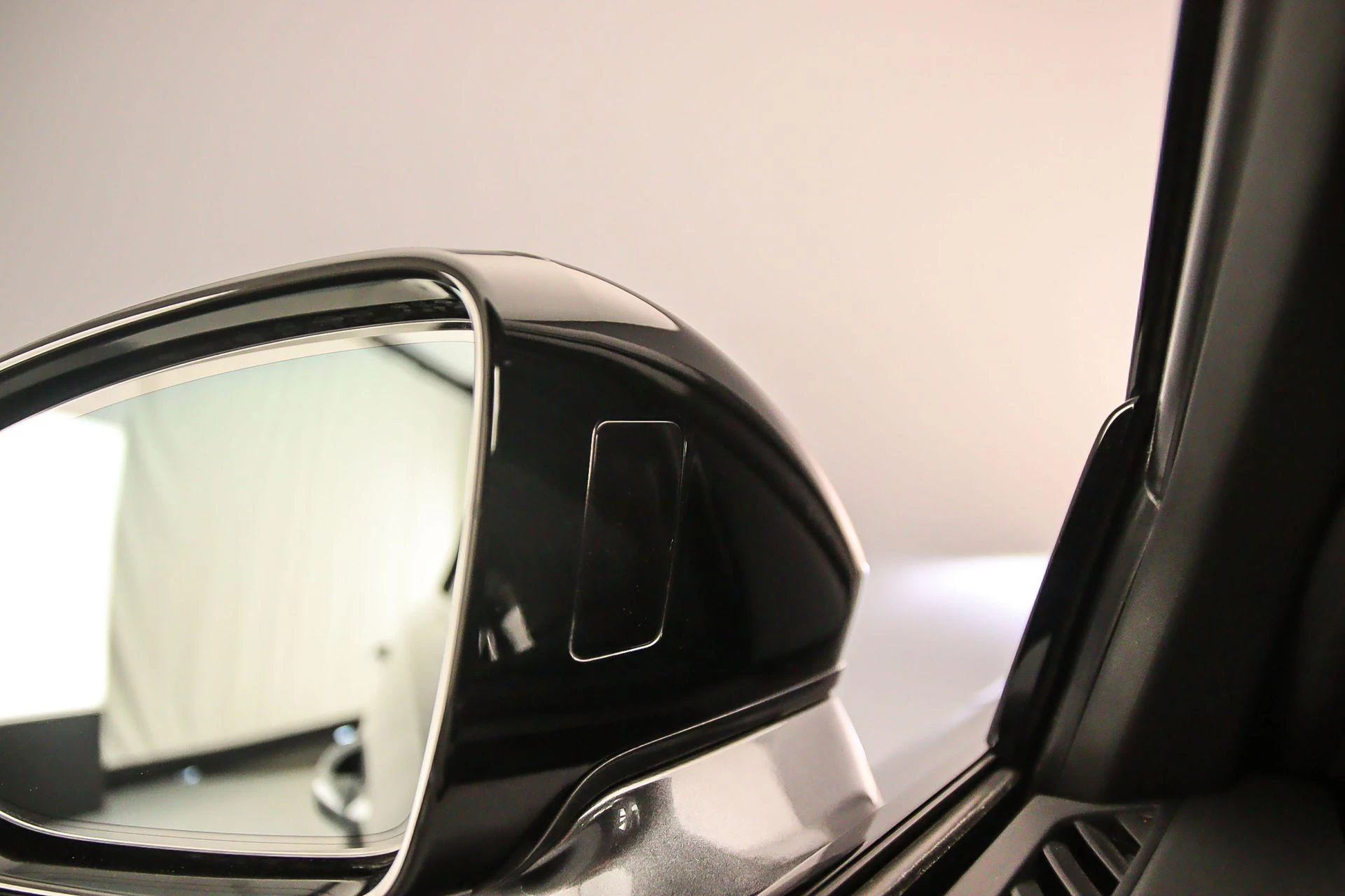 Hoofdafbeelding Audi A8