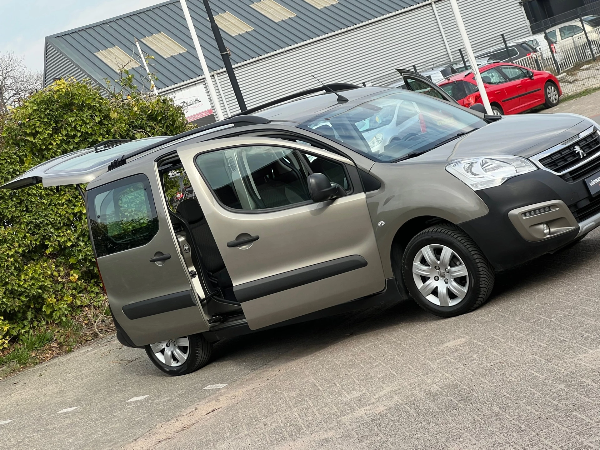 Hoofdafbeelding Peugeot Partner