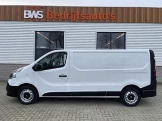 Hoofdafbeelding Renault Trafic Renault Trafic 1.6 dCi T29 L2H1 Comfort / vaste prijs rijklaar € 16.950 ex btw / lease vanaf € 311 / airco / cruise / navi / pdc achter / bijrijdersbank / lat om lat betimmering !