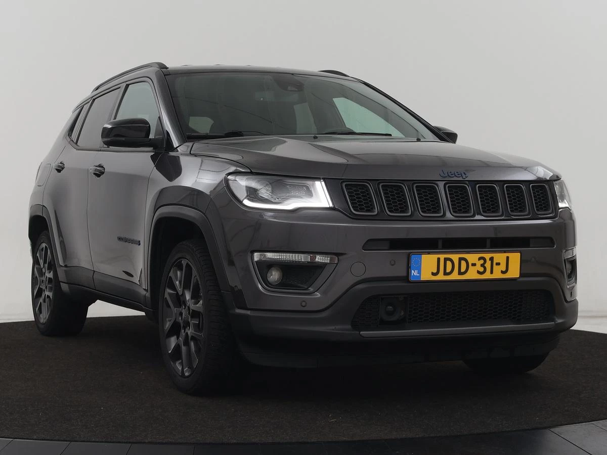 Hoofdafbeelding Jeep Compass