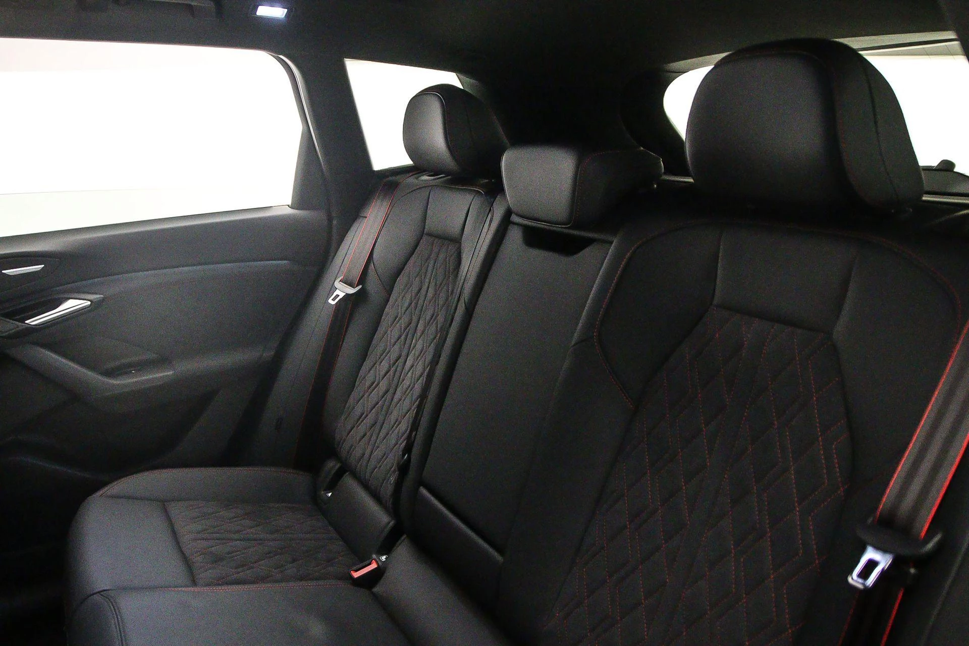 Hoofdafbeelding Audi Q6 e-tron