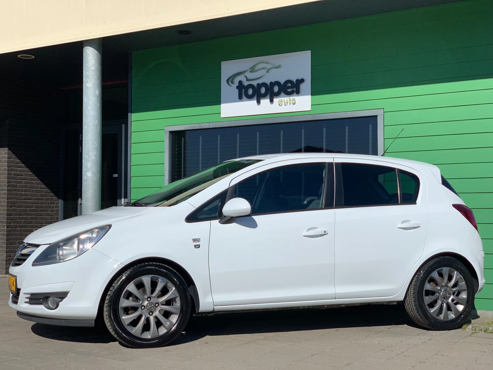 Hoofdafbeelding Opel Corsa