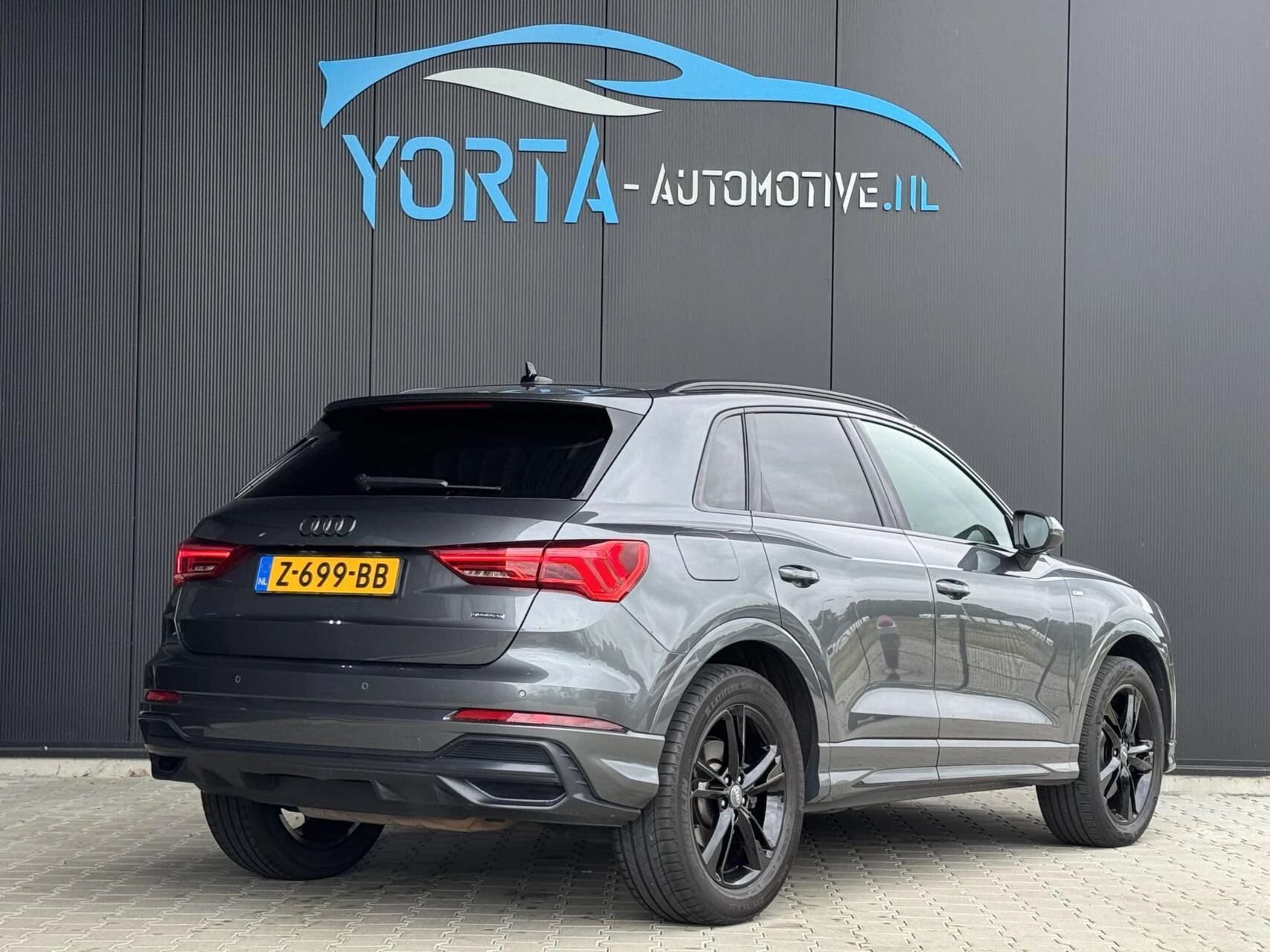 Hoofdafbeelding Audi Q3