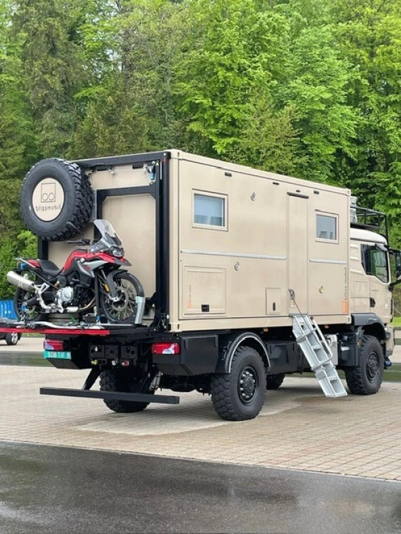 Hoofdafbeelding MAN Bliss 18 Foot Camper
