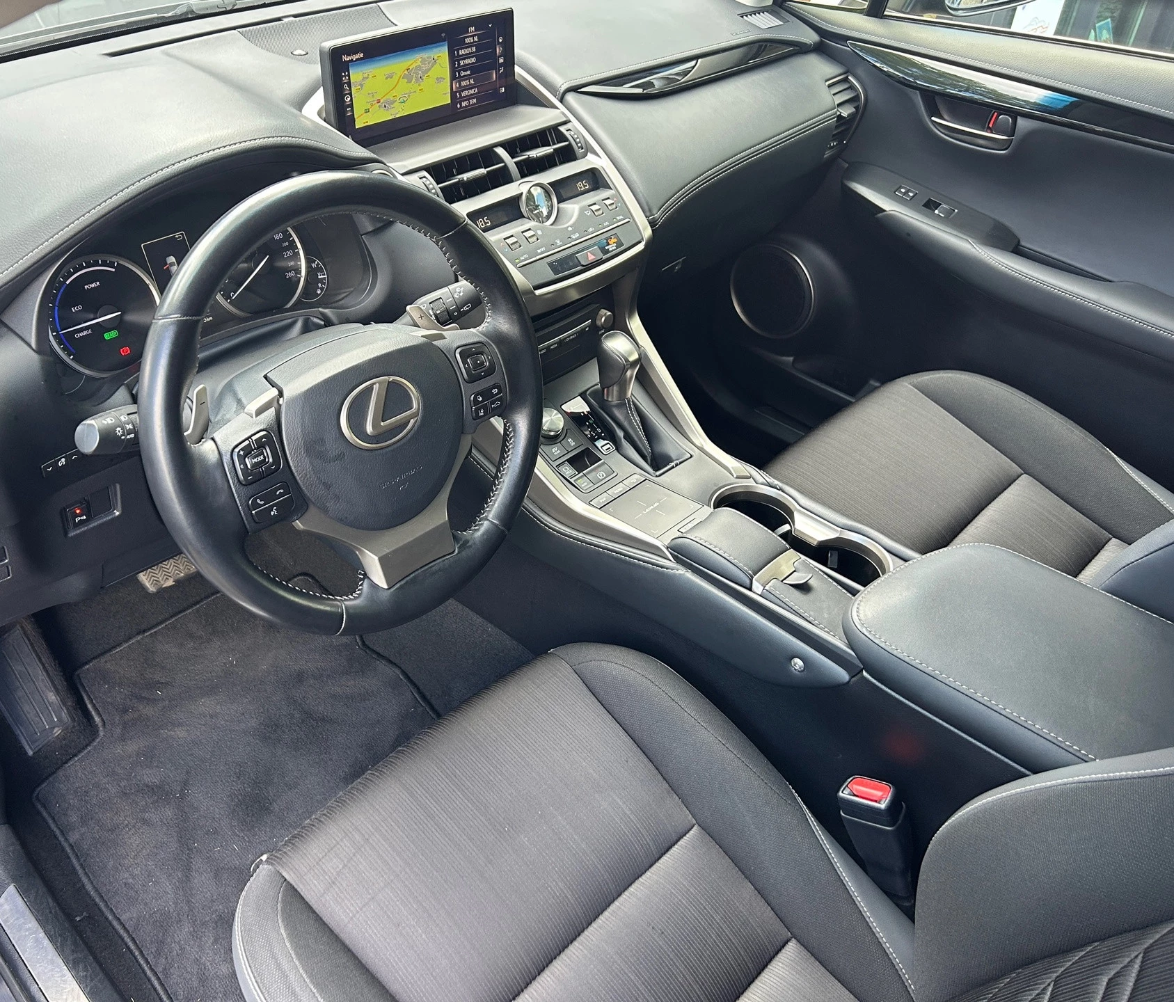 Hoofdafbeelding Lexus NX