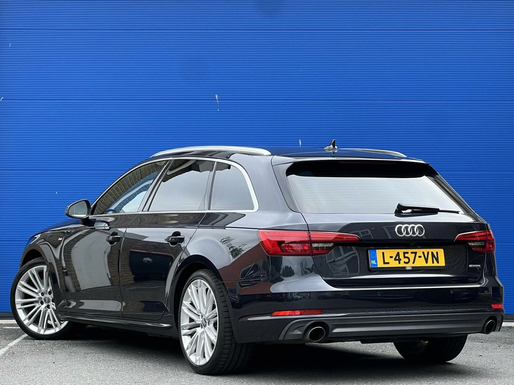 Hoofdafbeelding Audi A4