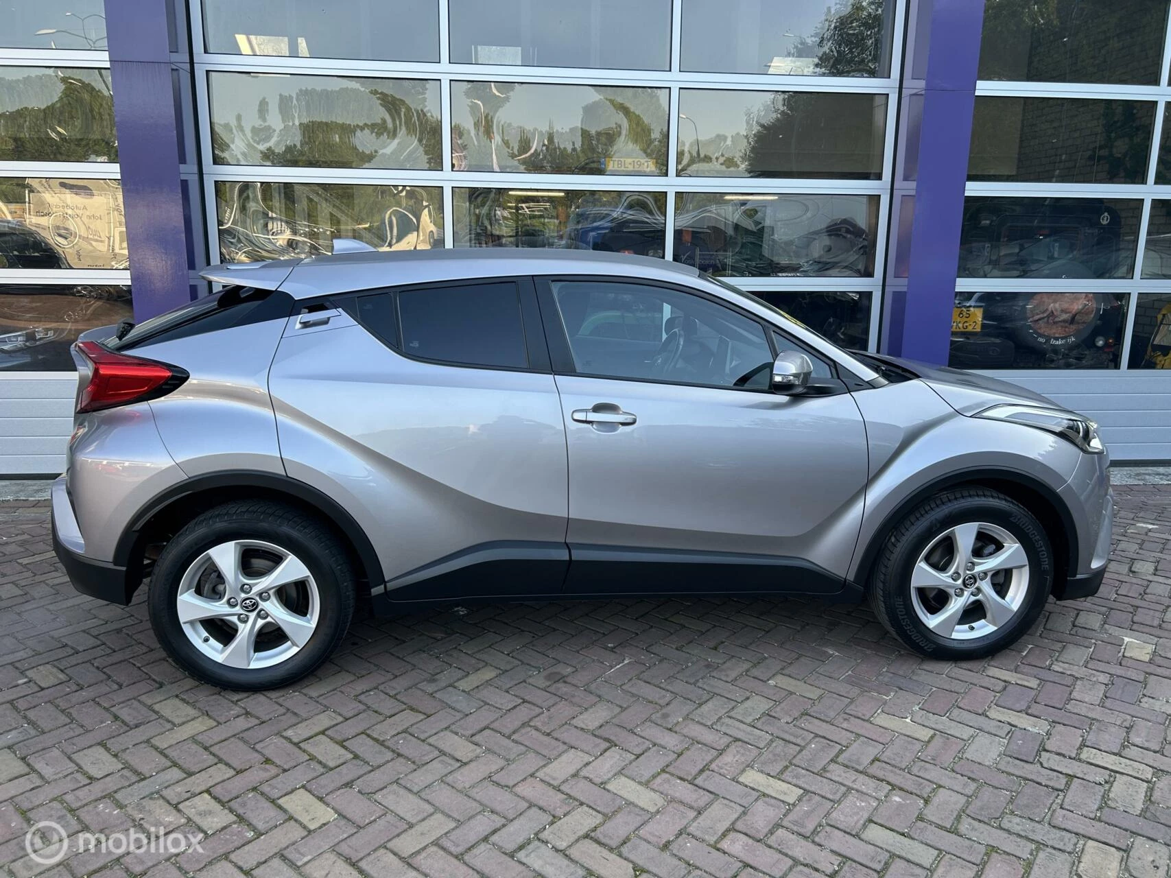 Hoofdafbeelding Toyota C-HR