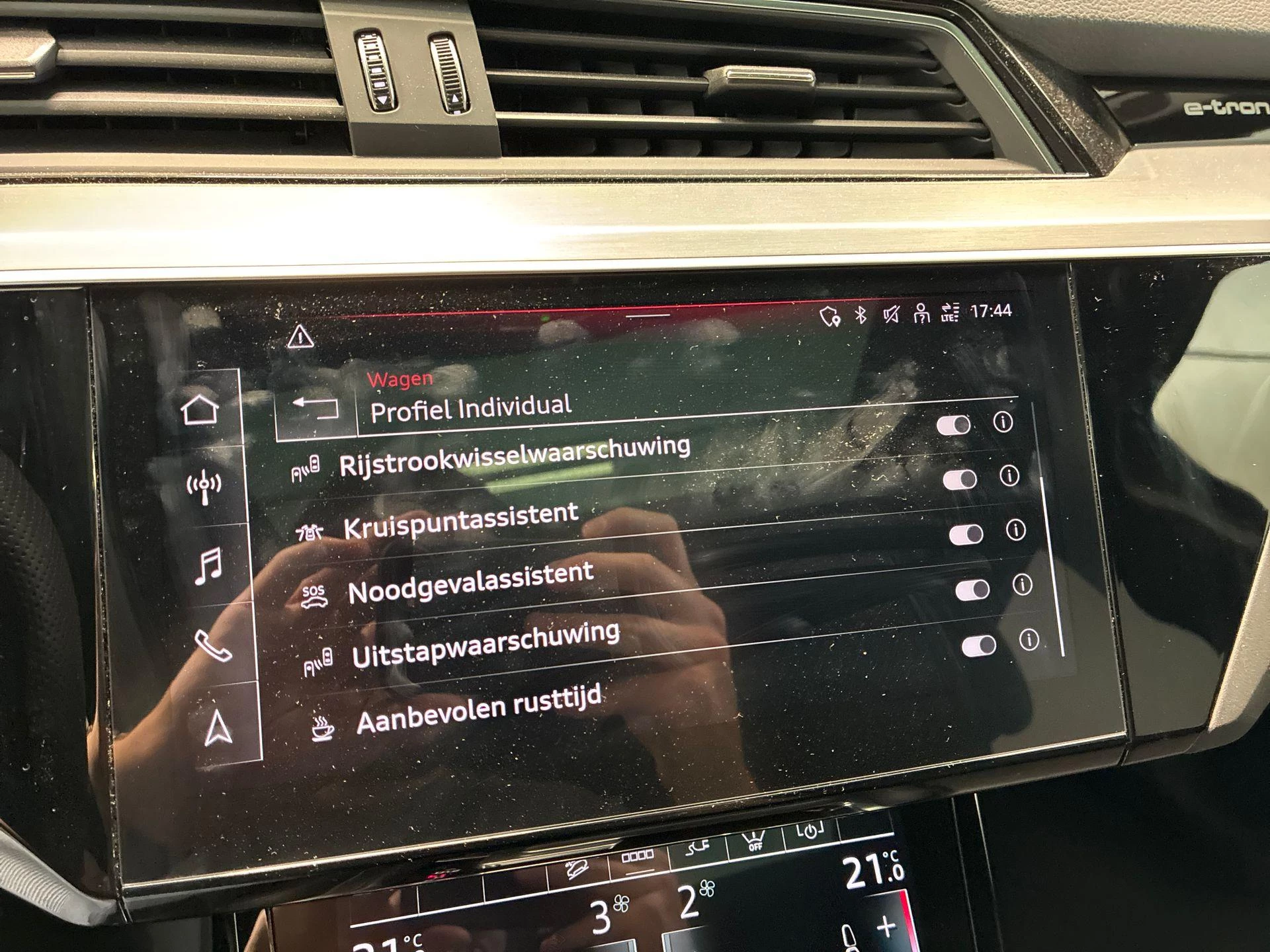 Hoofdafbeelding Audi e-tron