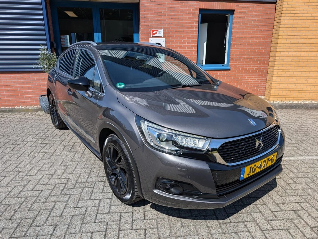Hoofdafbeelding DS DS 4