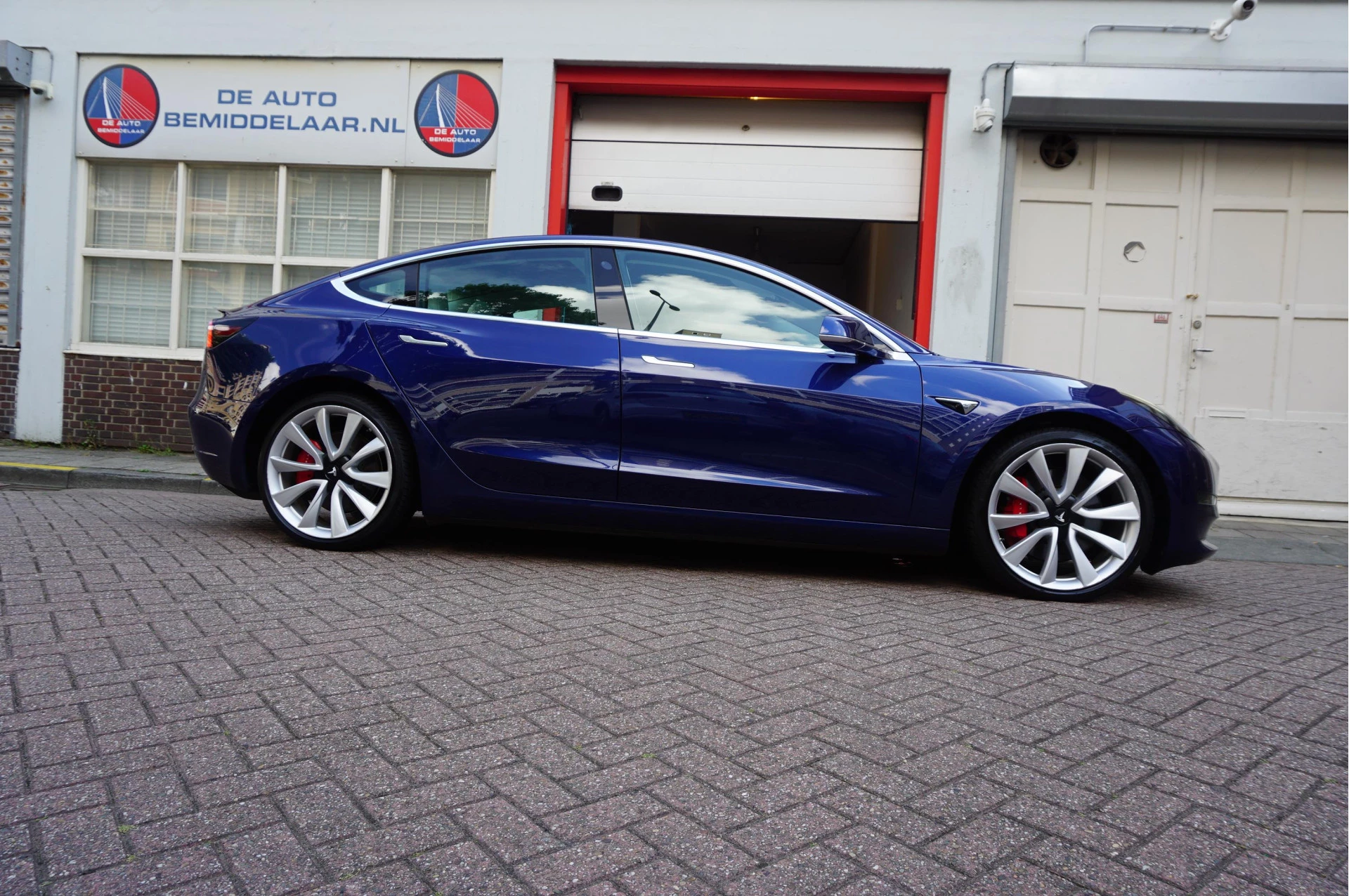 Hoofdafbeelding Tesla Model 3
