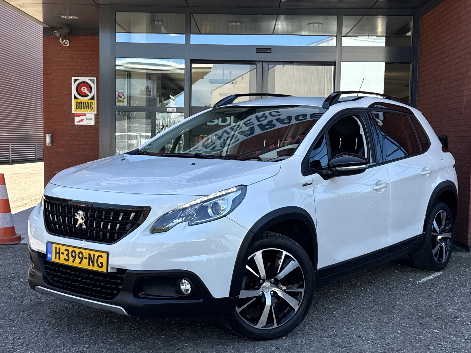 Hoofdafbeelding Peugeot 2008