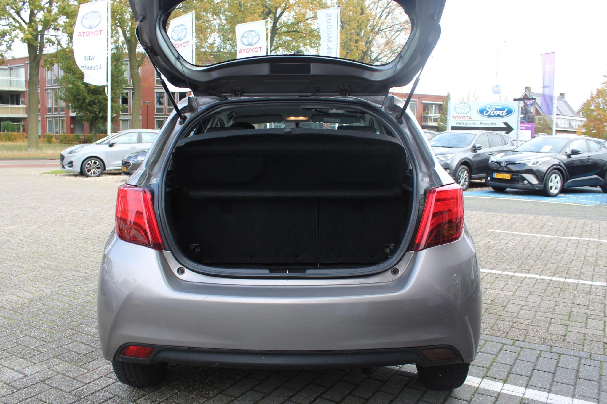 Hoofdafbeelding Toyota Yaris