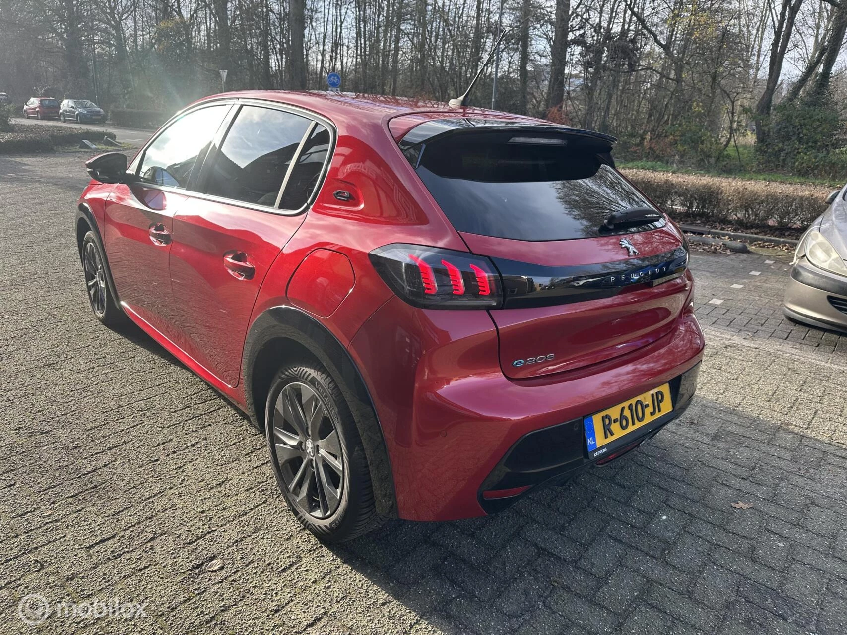 Hoofdafbeelding Peugeot e-208