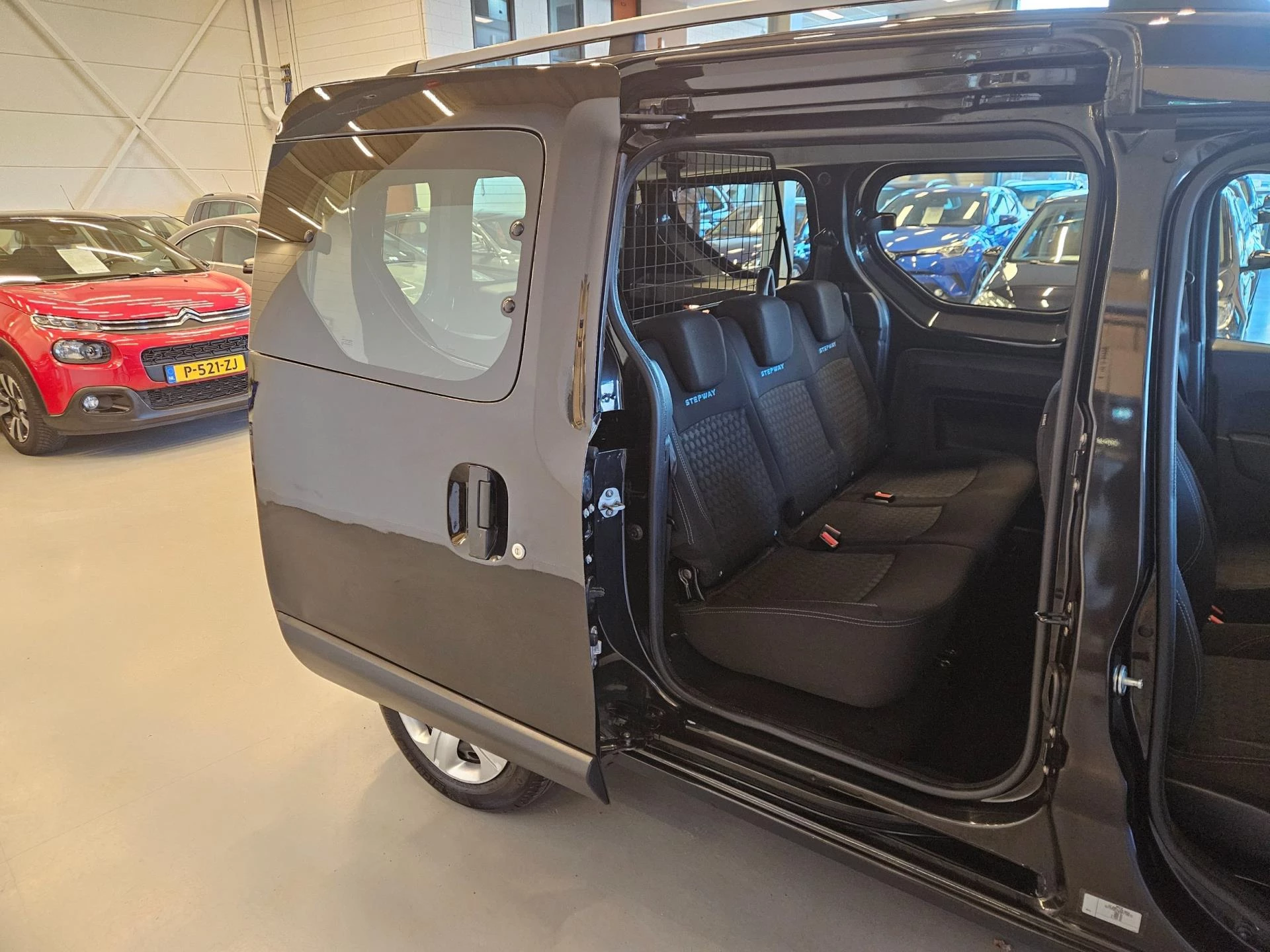 Hoofdafbeelding Dacia Dokker