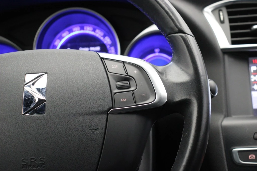 Hoofdafbeelding DS DS 4