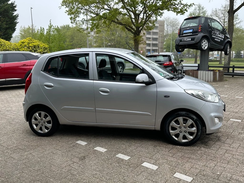 Hoofdafbeelding Hyundai i10