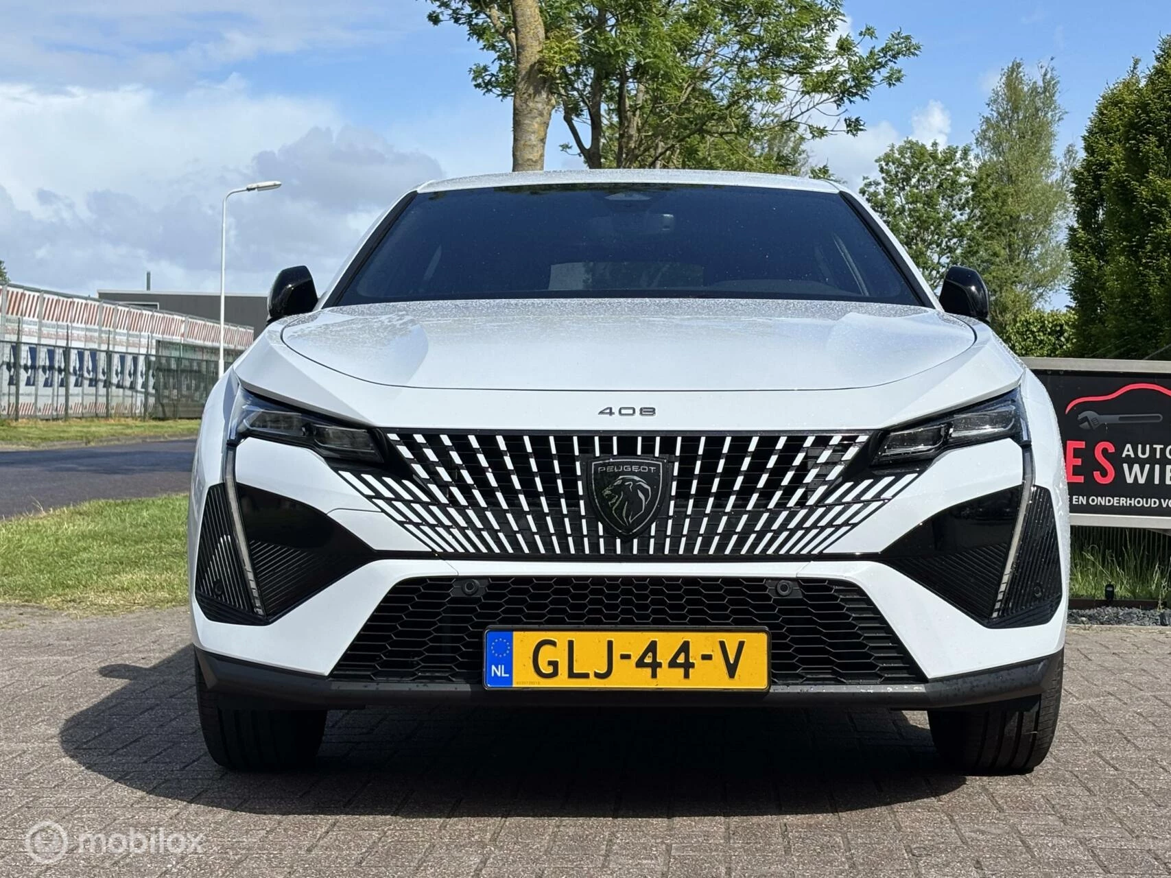 Hoofdafbeelding Peugeot 408