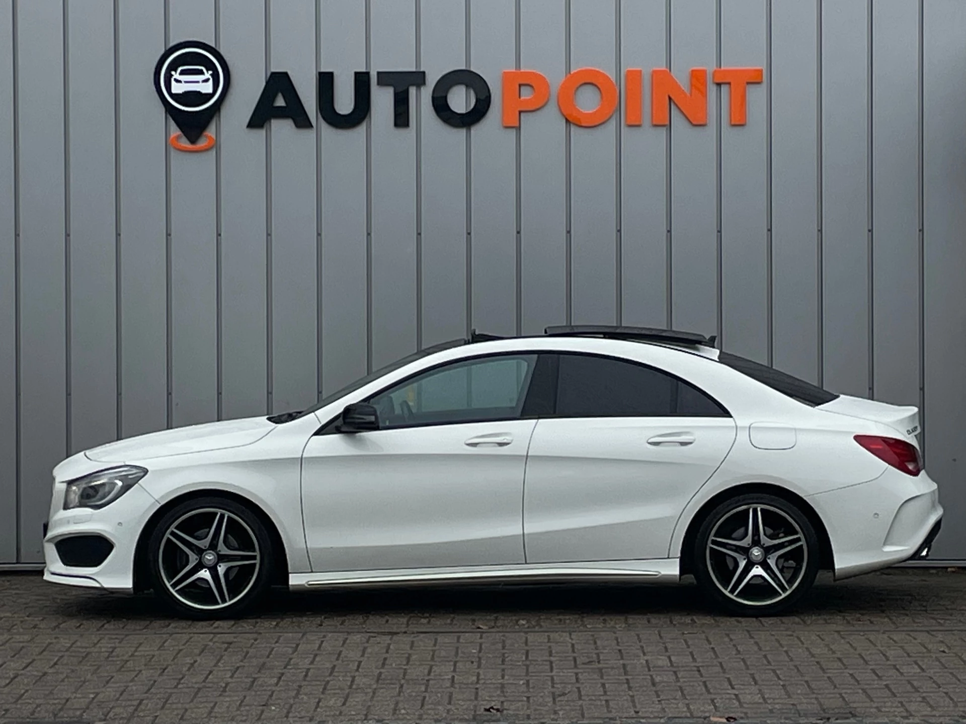 Hoofdafbeelding Mercedes-Benz CLA