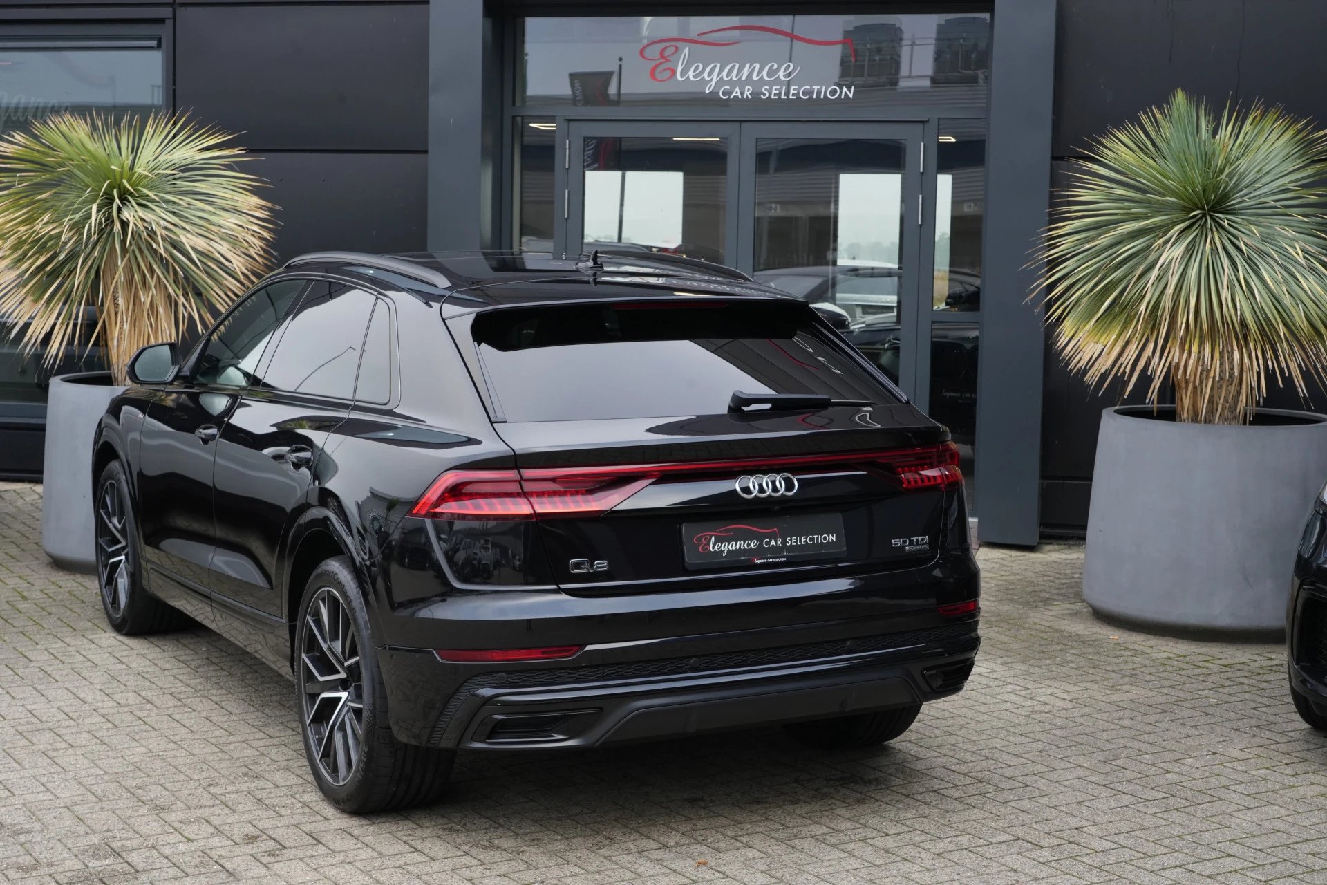 Hoofdafbeelding Audi Q8