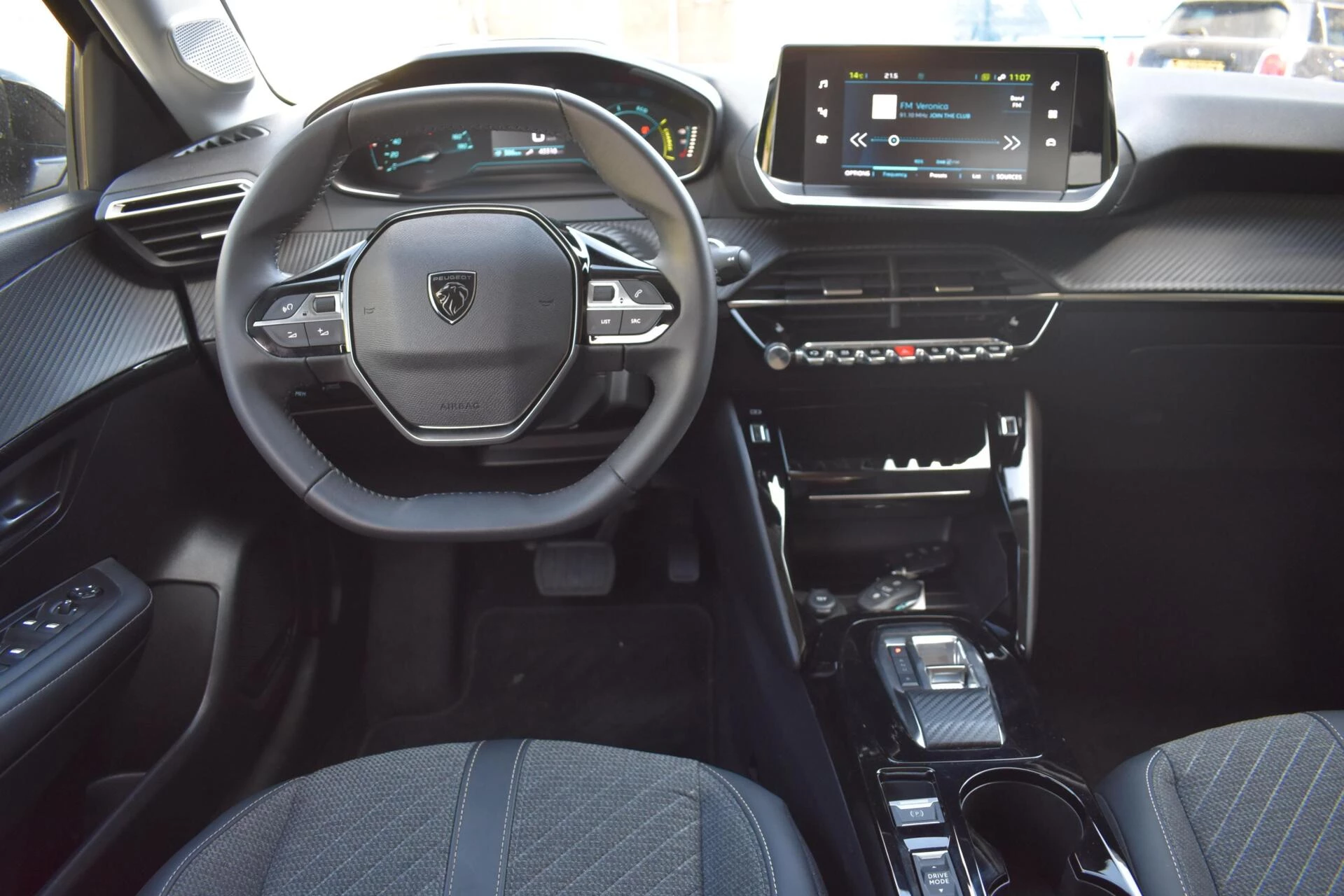 Hoofdafbeelding Peugeot e-208