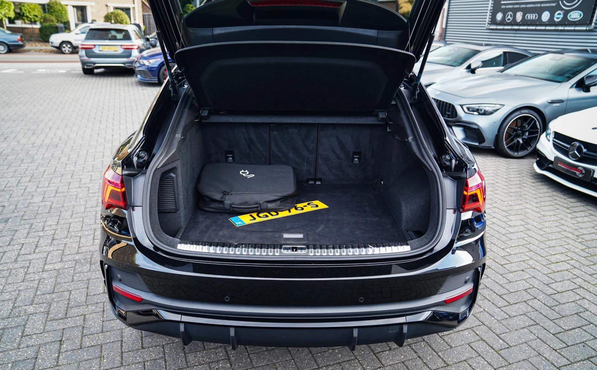 Hoofdafbeelding Audi Q3